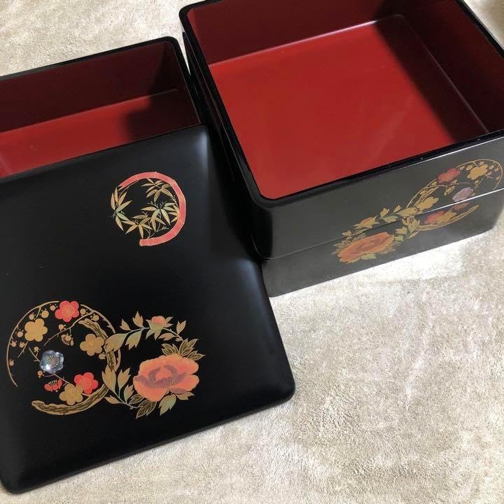 幾何学模様の重箱（赤内装） 幾何学模様の重箱（赤内装） 重箱特集 || 伝統工芸品で選ばれ